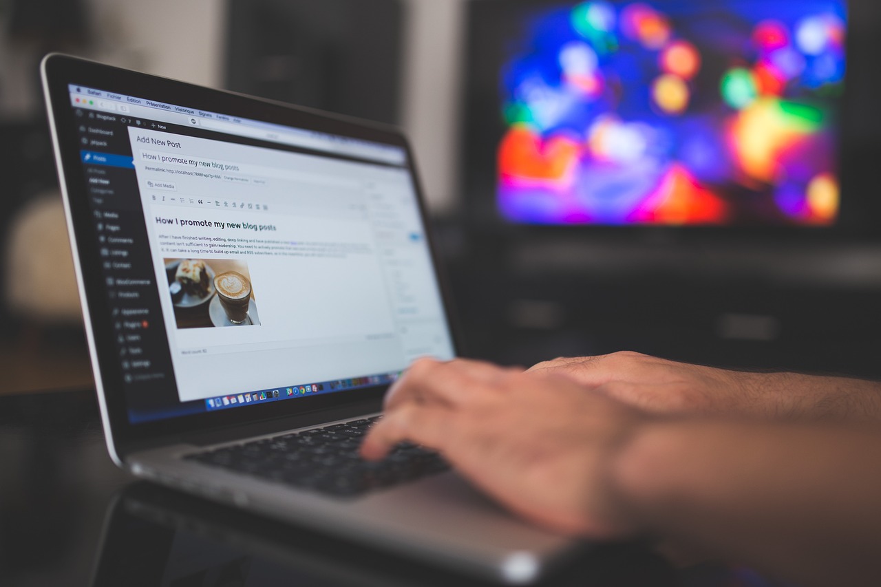 money outside of blogging